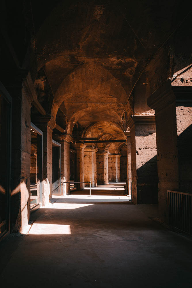 Colisée,intérieur arcade, un week-end de 4 jours à Rome