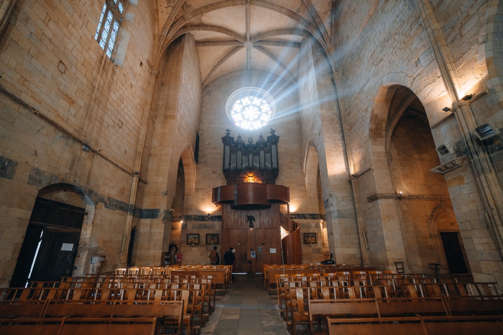 Gourdon, église et cité médiévale, Un week-end évasion à 2h de Toulouse