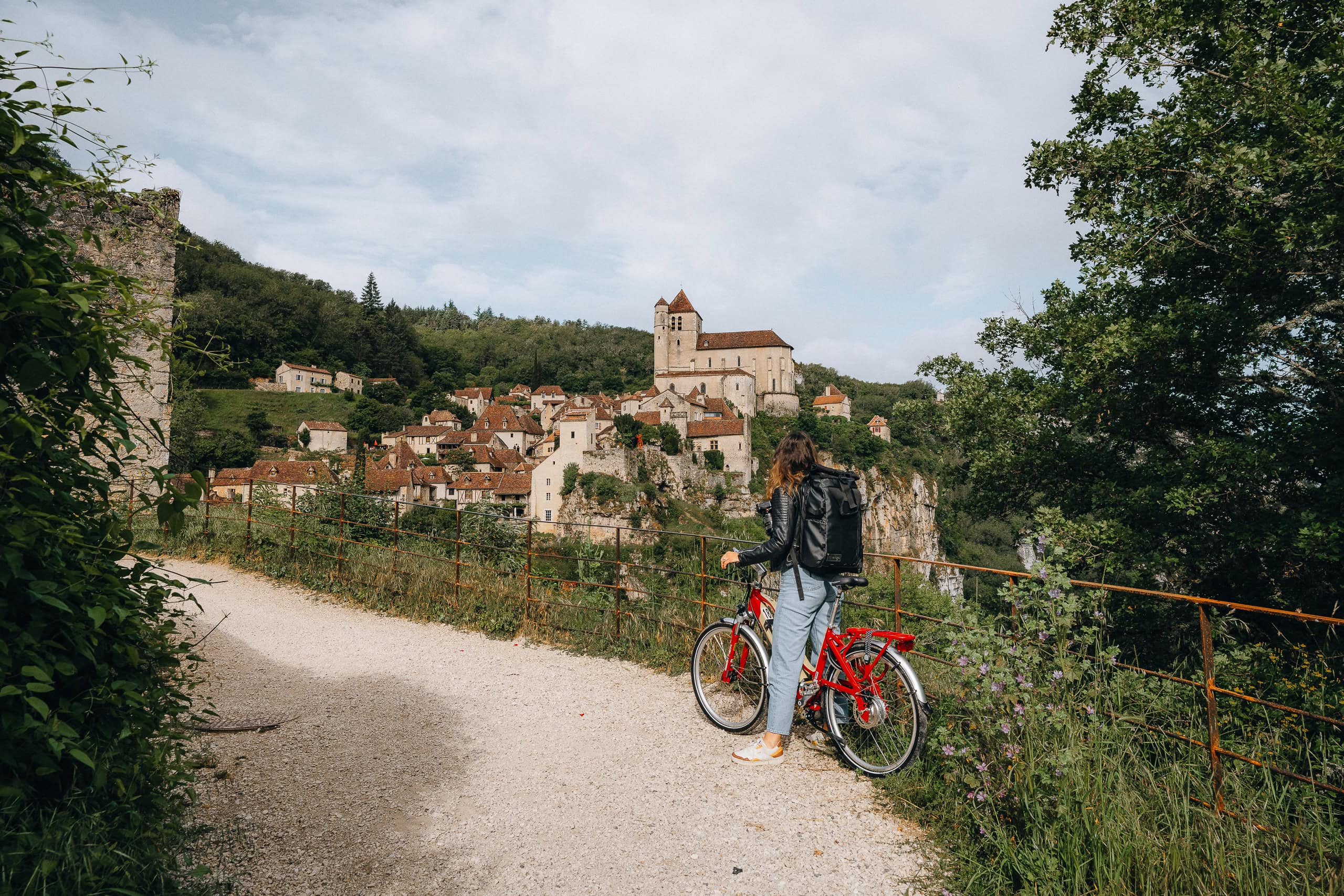 Week end à Saint Cirq Lapopie, train, quoi faire quoi voir, week end bas carbone accessible en transport en commun